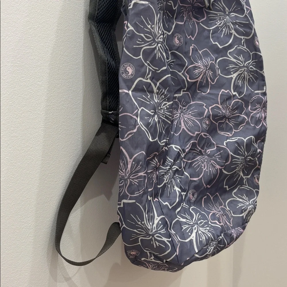 T&C Packable Backpack - Picture 5 of 8